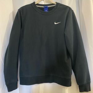 Nike crewneck sweater size M
